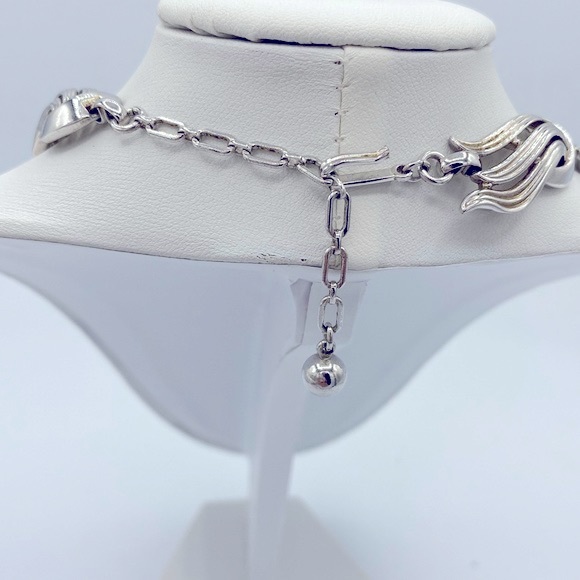 Vintage Classic Trifari Silver Toned Wave Necklace  14” Length With 3” Extender - Picture 5 of 6